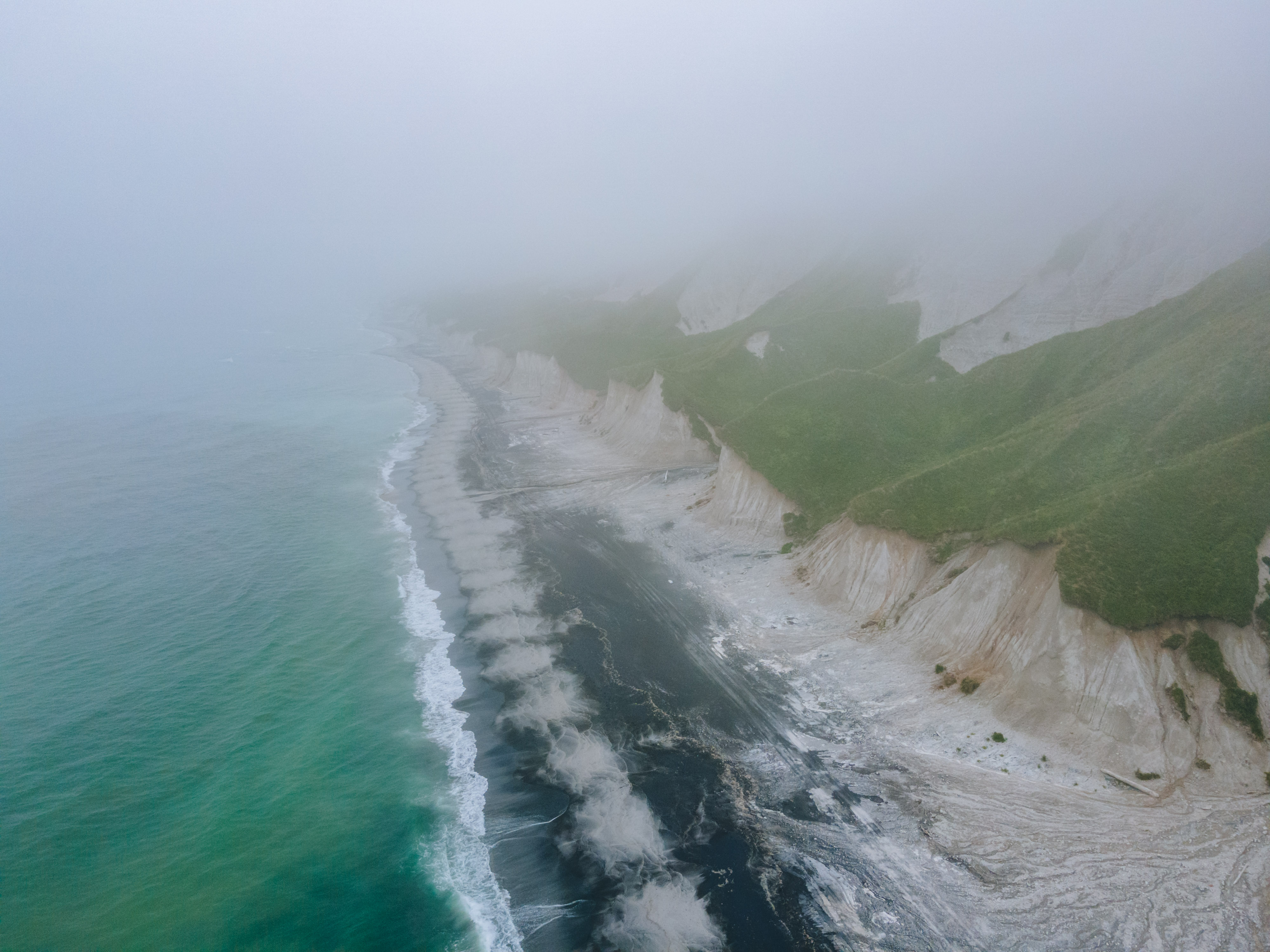 Армян келбеті ұзын бойлы, кеуделі, брюнетка порно актриса