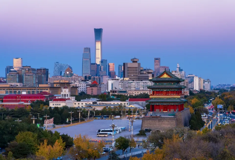 北京前门——天安门广场南侧入口处的历史城楼。