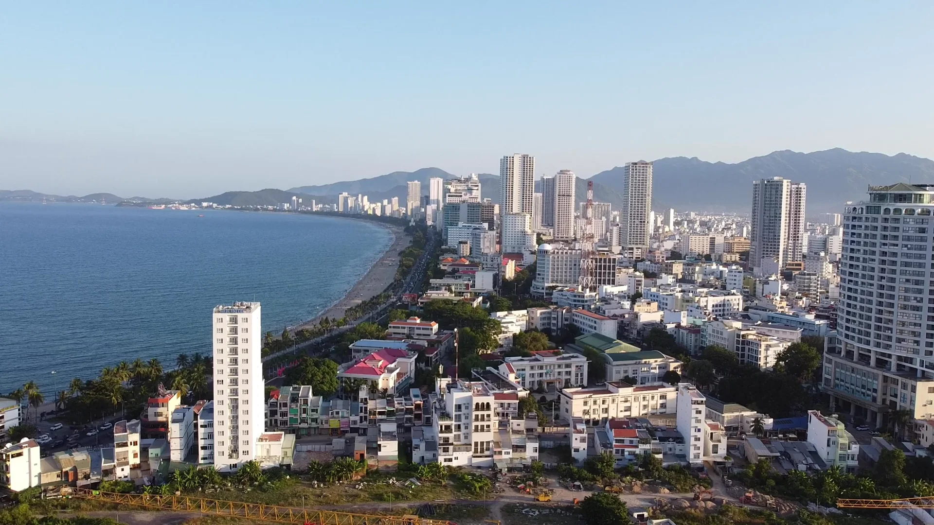 Нячанг — бухта и побережье одного из красивейших курортов Вьетнама