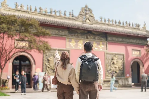 Group tours to China — the Great Wall and Beijing's historic landmarks