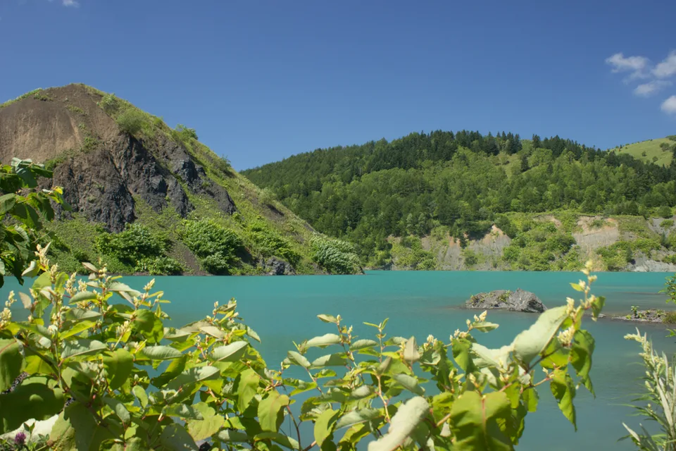 萨哈林的海岬与礁石