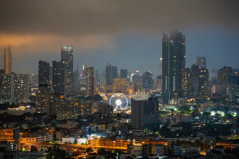 Ночной Бангкок — огни мегаполиса