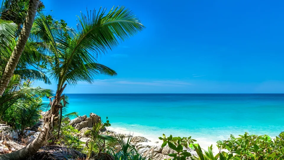 Остров Джеймса Бонда — одинокая скала в заливе Пханг-Нга