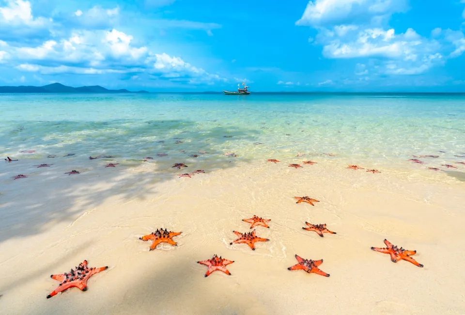 Длинный пляж Лонг Бич на Фукуоке